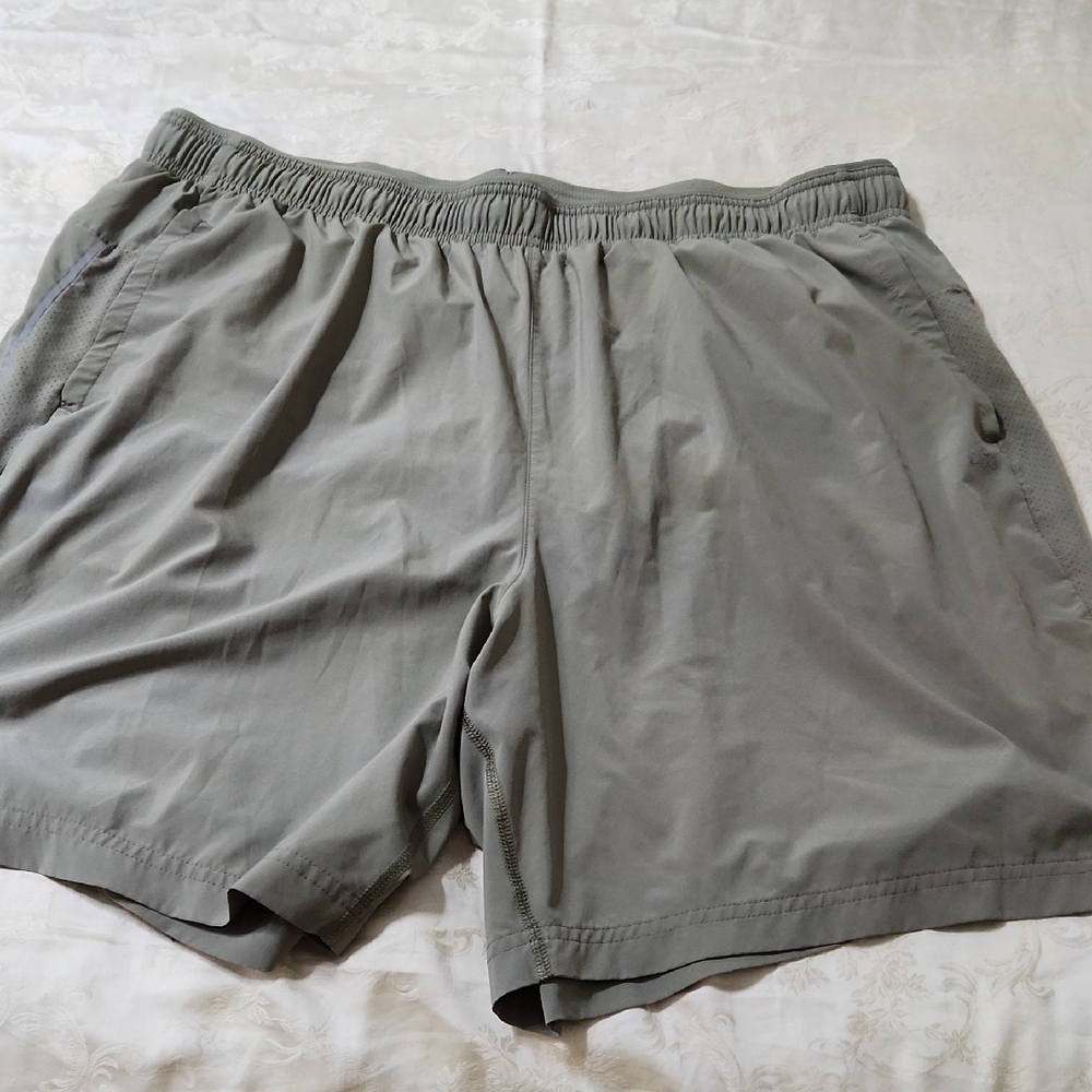 DSG Men's Athletic Shorts in Gray